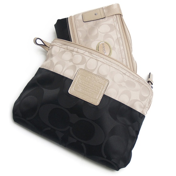 Coach Weekender Black/Khaki Nylon Tote Shoulder - Picture 2 of 3